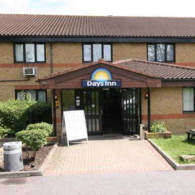 Days Inn By Wyndham London Stansted Airport Birchanger Exterior photo